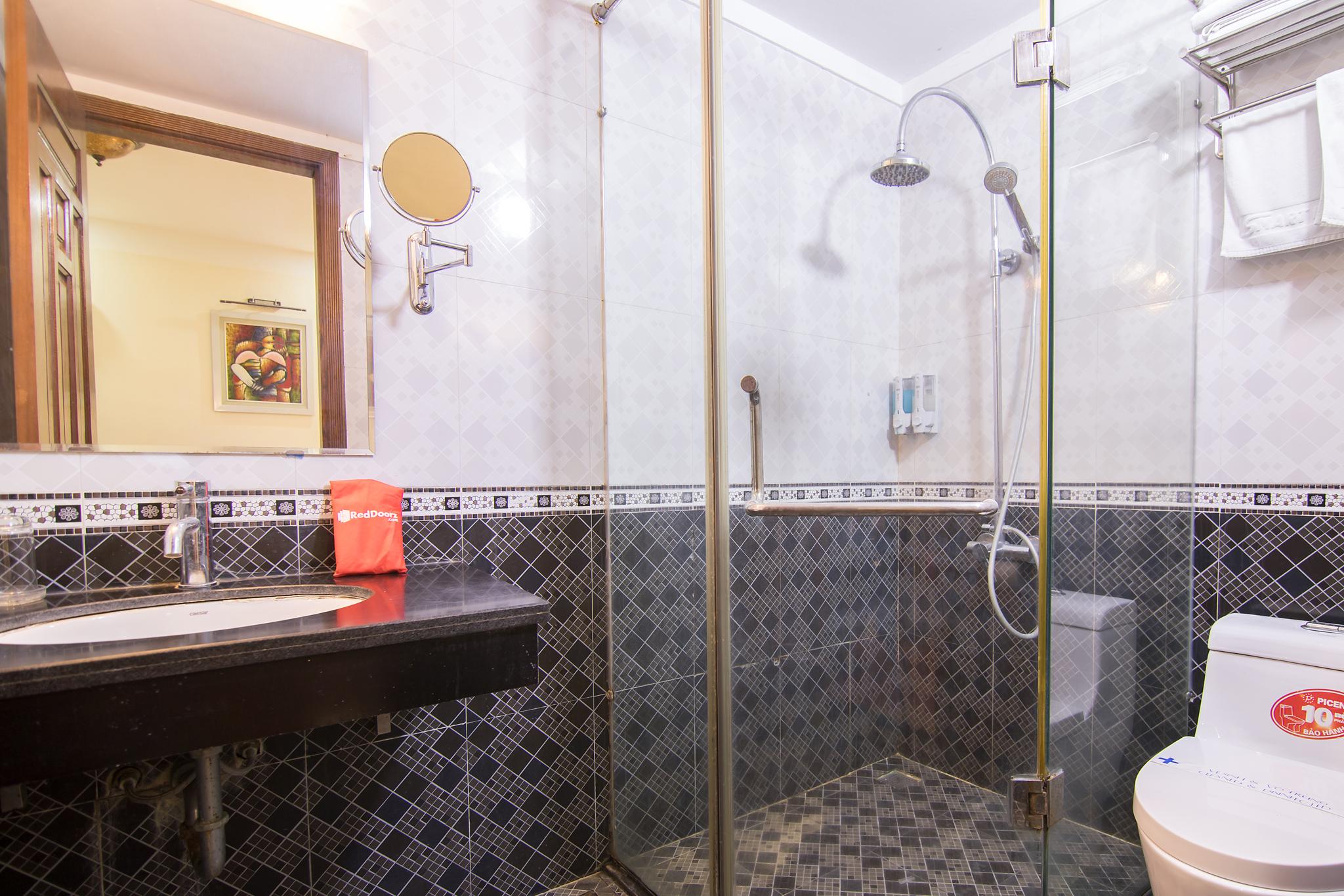 Home Hotel Truong Cong Giai Hanoi Bagian luar foto