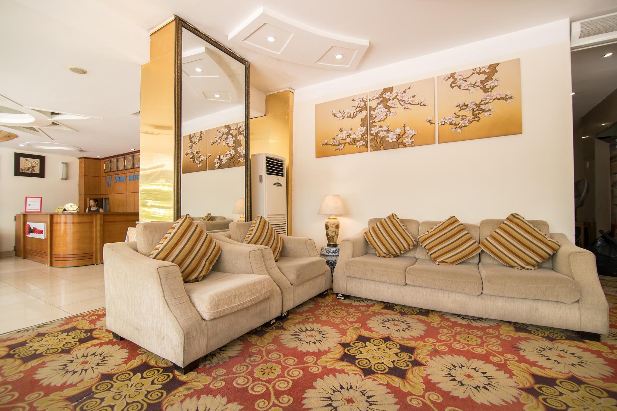 Home Hotel Truong Cong Giai Hanoi Bagian luar foto